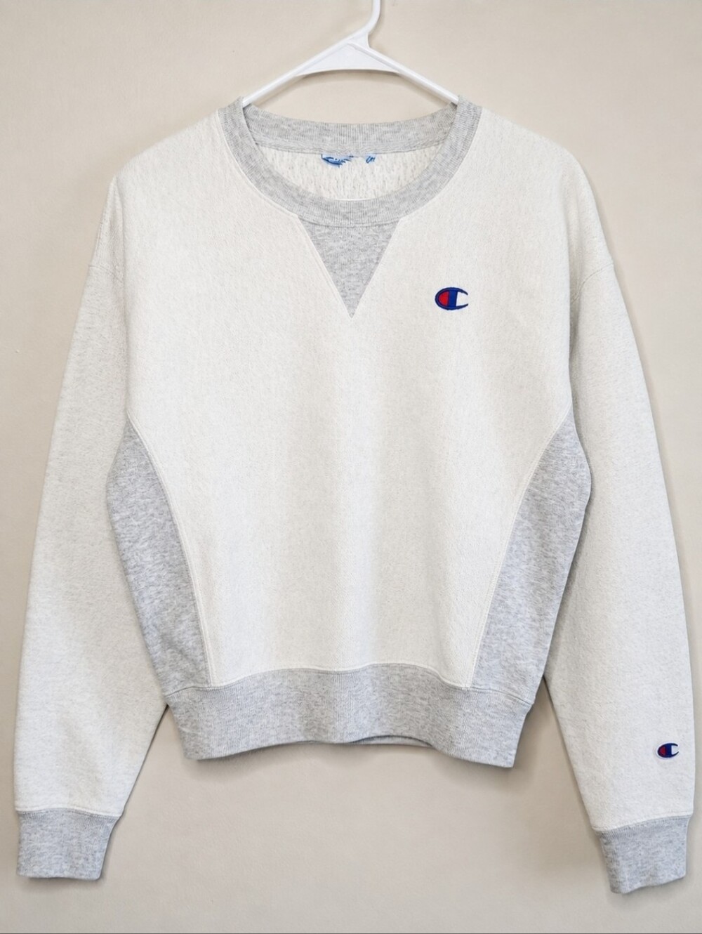Champion Reverse Weave Crewneck Sweatshirt Women's Small White Gray Cropped Logo